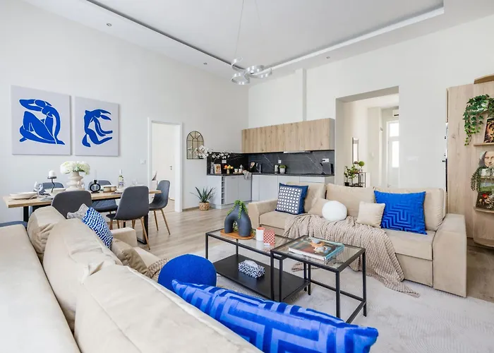 Oasis - Modern Charm, Timeless Comfort Lejlighed Budapest