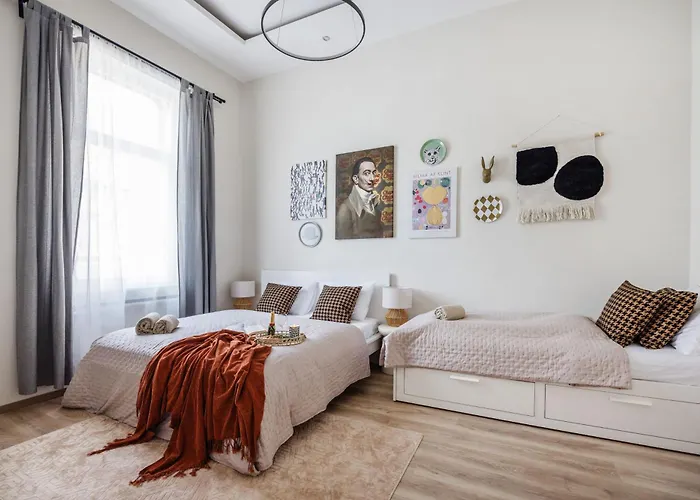 Lejlighed Oasis - Modern Charm, Timeless Comfort