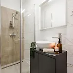 Oasis - Modern Charm, Timeless Comfort Apartamento *