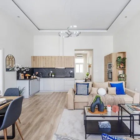 Oasis - Modern Charm, Timeless Comfort