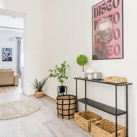 Oasis - Modern Charm, Timeless Comfort *