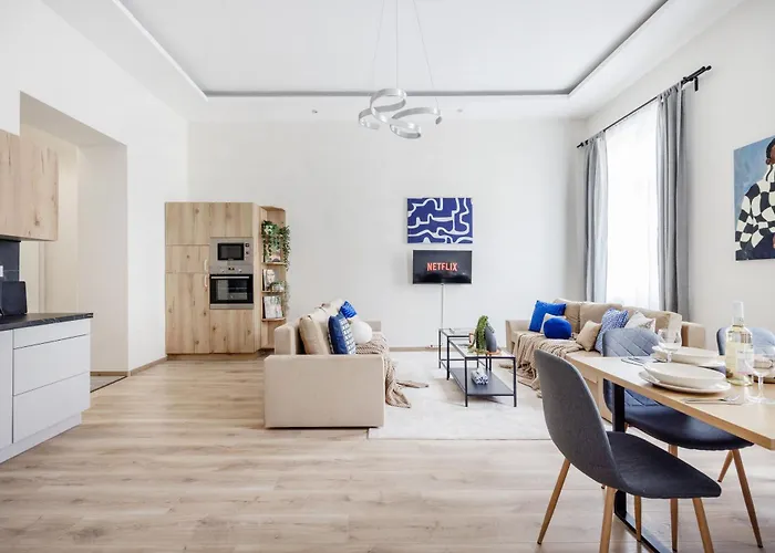 Oasis - Modern Charm, Timeless Comfort Appartamento Budapest